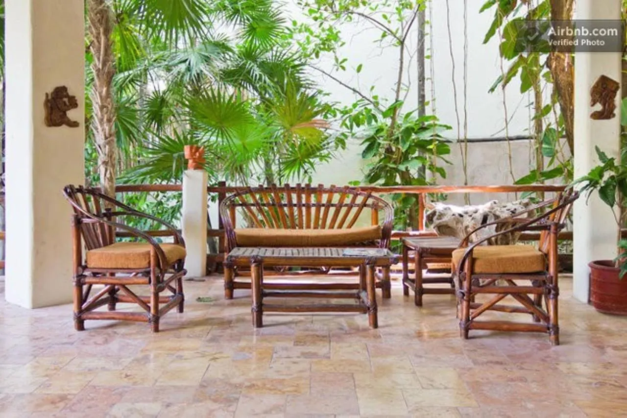 One Bedroom Apt In The Heart Of Playa Only One Block To The Beach! Playa del Carmen Mexico